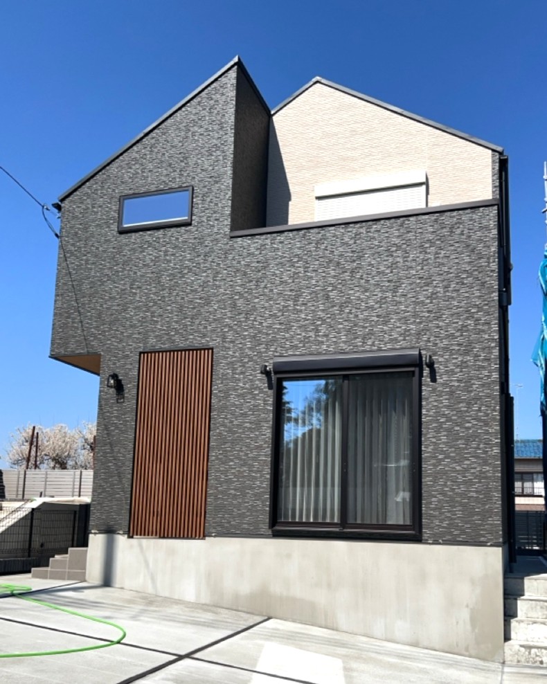 ショールームのような温かみのある住まい