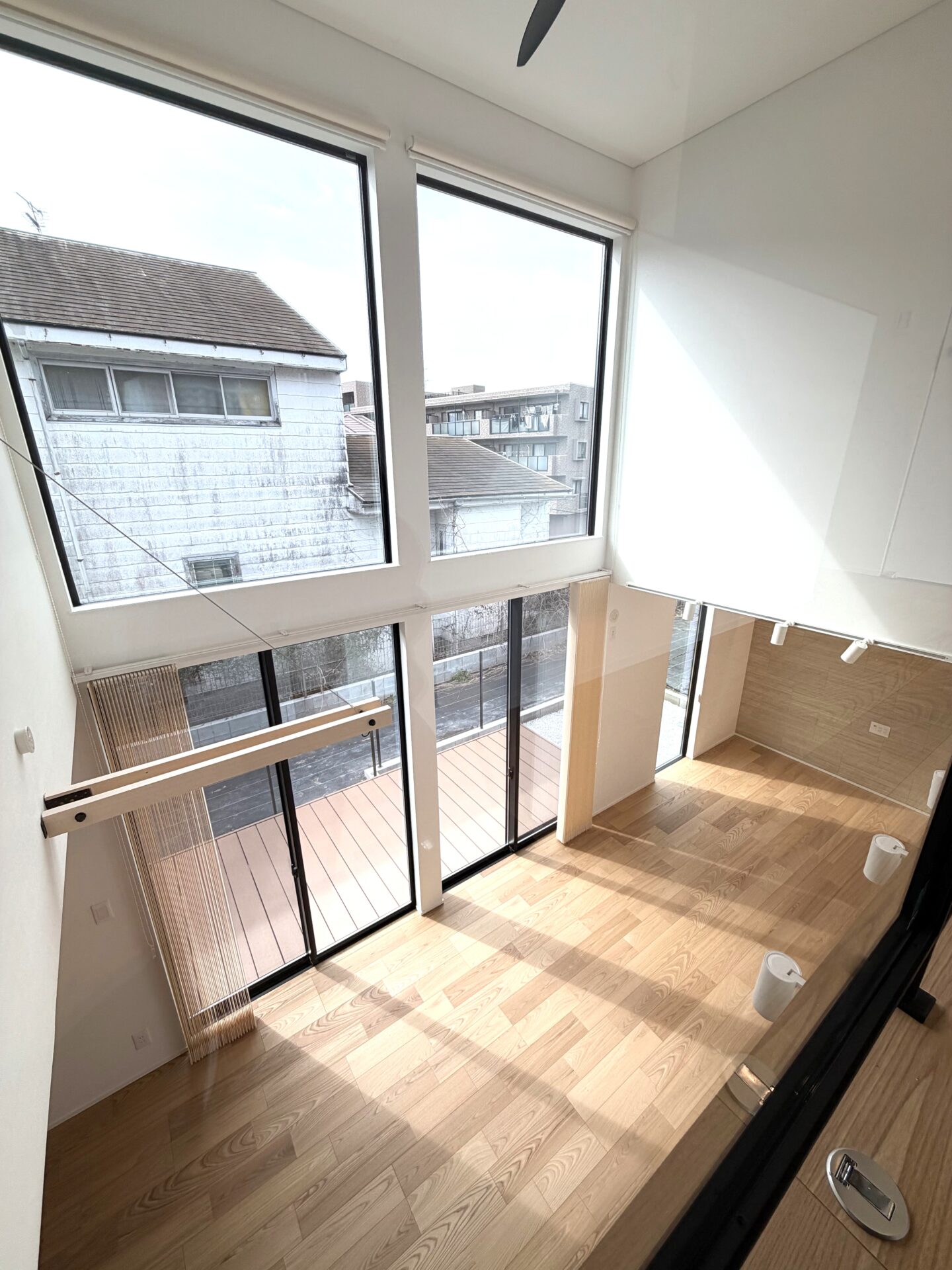 大人数で集まれる大開口空間に包まれた住まい