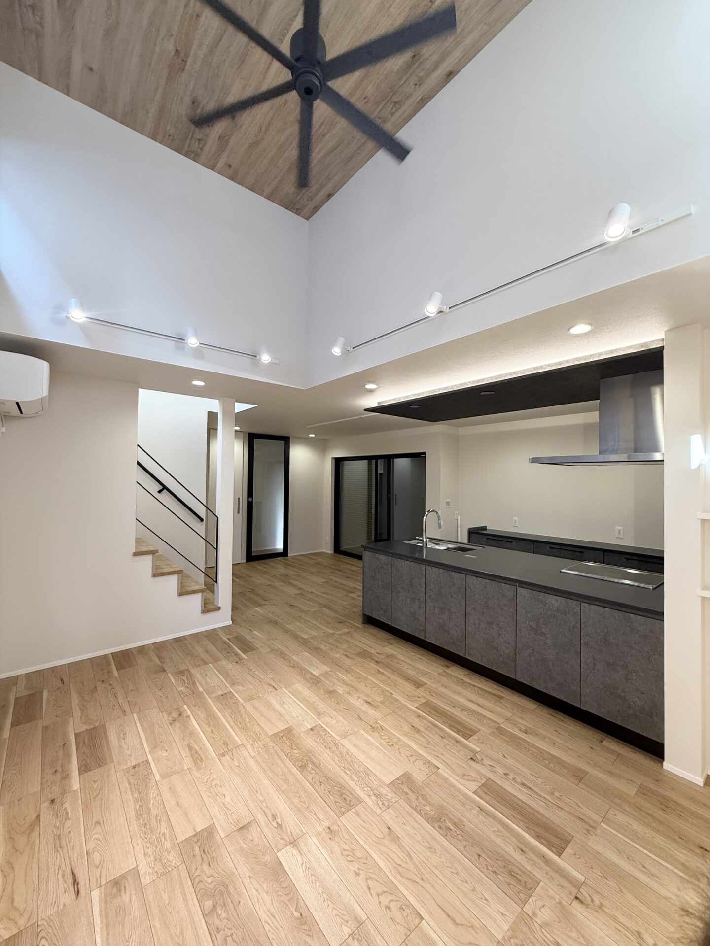 光の演出が心を躍らせる、理想を集めた住まい